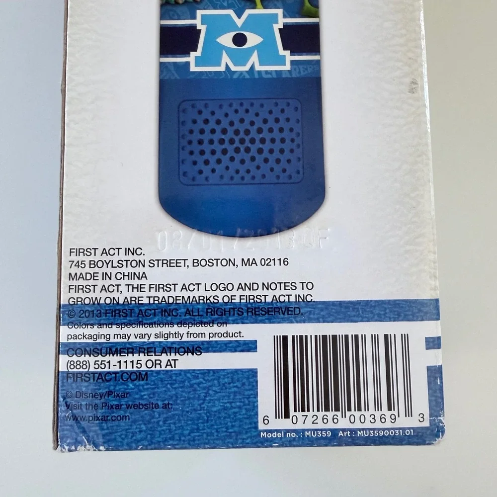 Disney Monsters University First Act Microphone Blue MP3 Input Toy MU359 New